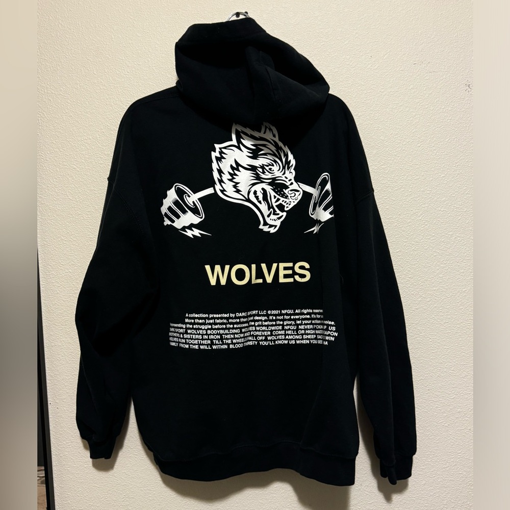 Wolves Darc sport barbell hoodie